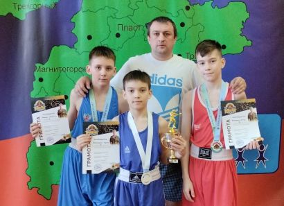 Усть-катавские боксёры привезли награды