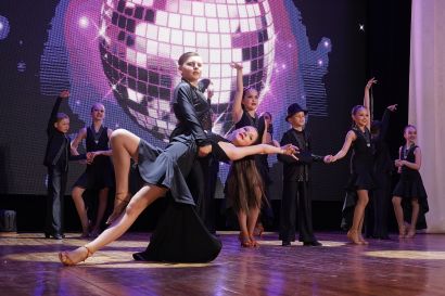 В Усть-Катаве прошёл традиционный 25 хореографический фестиваль «Праздник танцев»