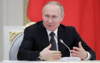 Владимир Путин активно реагирует на предложения, связанные с изменением Конституции