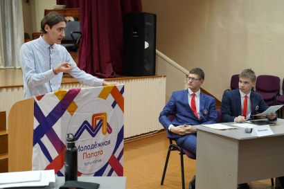 В Усть-Катаве прошёл второй тур дебатов среди старшеклассников и студентов
