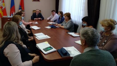 Усть-Катав начал подготовку к встрече Нового года