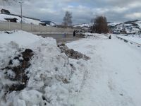 Коммунальщики Усть-Катава начали очистку ливневых канав