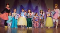 Маленькие принцессы Усть-Катава порадовали зрителей