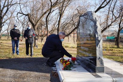 В Усть-Катаве почтили память невинно пострадавших и погибших в годы репрессий