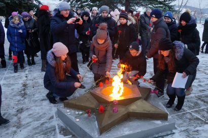 В Усть-Катаве почтили память погибших воинов, чьё место захоронения до сих пор неизвестно