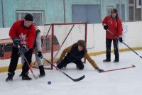 В Усть-Катаве прошёл турнир по хоккею в валенках