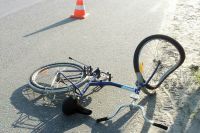 На дороге в загородный лагерь пострадал велосипедист