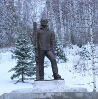 Владимир Путин с лыжами появился в Аше