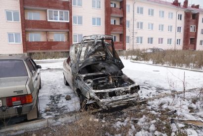 В Усть-Катаве с наступлением холодов начали гореть автомобили