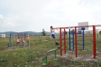 В нагорной части Усть-Катава появилась детско-спортивная площадка