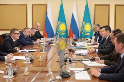 Алексей Текслер встретился с премьер-министром Республики Казахстана Алиханом Смаиловым