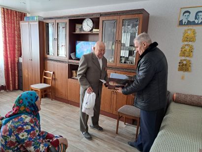 Глава Усть-Катава навестил семью ветерана ВОВ