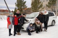 Многодетная семья из Усть-Катава получила помощь в покупке автомобиля