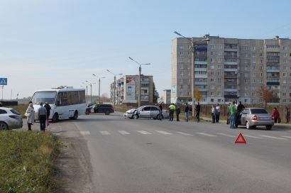В Усть-Катаве произошло ДТП с участием междугороднего автобуса