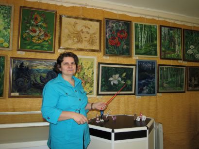 До 21 апреля устькатавцы могут полюбоваться картинами Людмилы Сашко