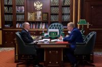 Борис Дубровский обсудил актуальные направления деятельности областной Общественной палаты с Олегом Дубровиным