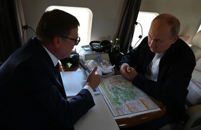 Владимир Путин провёл встречу с губернатором Челябинской области Алексеем Текслером