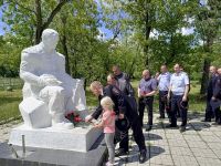 Усть-катавские полицейские чтят память погибших коллег
