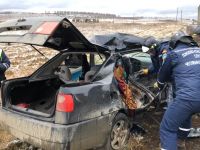 Спасатели Усть-Катава деблокировали пострадавших в ДТП