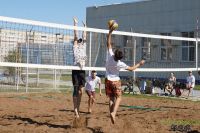 Волейболисты открыли сезон турниром по пляжному волейболу