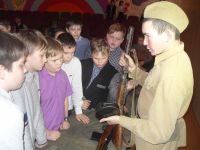 Школьники ознакомились с экспонатами времён Великой Отечественной войны