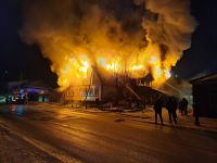 Огонь уничтожил один из самых ухоженных домов Усть-Катава
