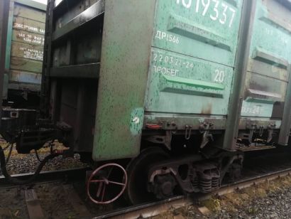 Установлены причины схода с рельс грузовых вагонов в Кропачёво