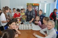 В школах Усть-Катава начали давать бесплатное молоко