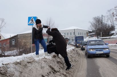 Прокуратура Усть-Катава наказала коммунальщиков за состояние дорог