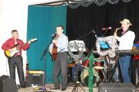В усть-катавском Дворце культуры прошёл концерт живой музыки