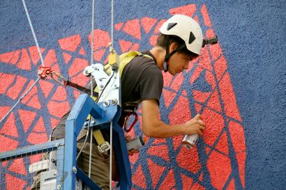 В 13 городах Челябинской области на стенах появятся гигантские граффити