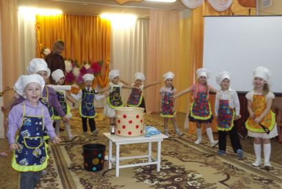 В детском саду № 15 День мам отметили конкурсом чтецов