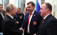 Наших хоккеистов наградили в Кремле