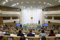 Алексей Текслер принял участие в парламентских слушаниях по проекту федерального бюджета