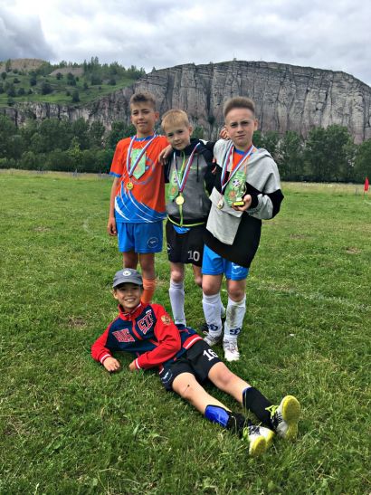 Юные футболисты Усть-Катава победили в турнире по мини-футболу