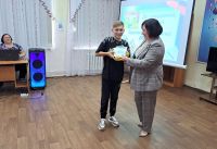 Глава Усть-Катава навестил ребят из Центра помощи детям