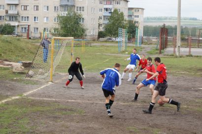 14 июля стартовал Открытый чемпионат Усть-Катава по мини-футболу