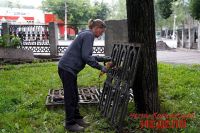В Усть-Катаве продолжается обновление входной зоны парка ДК