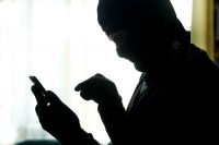 Мать погибшего на СВО передала мошенникам около трёх миллионов 