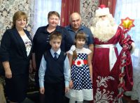 Дед Мороз пришёл ещё в одну усть-катавскую семью