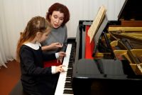 Благодаря бабушке Евдокии Павловне и фортепиано «Ритм»